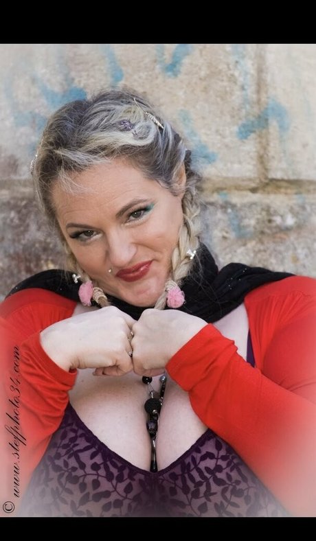 アジアンツインズオンリーファンズ ポルノ 写真