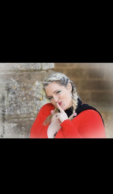 sophialola34 セクシー女優 ギャラリー