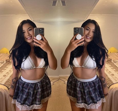 異人種間XXX オンリーファンズ ホットヌード 写真