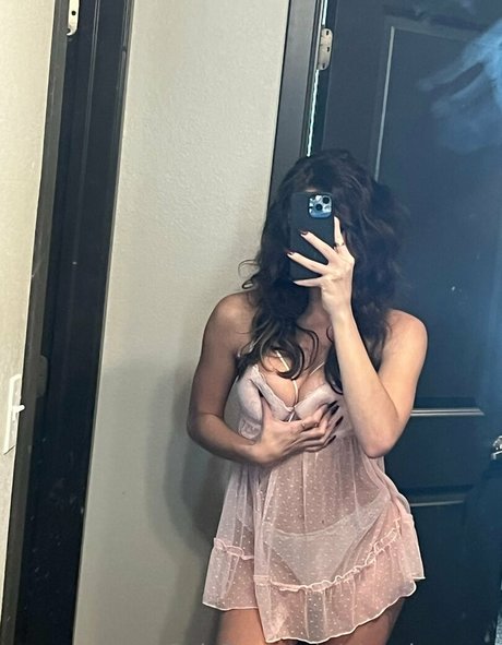 alenalovesxo 無料モデル 写真