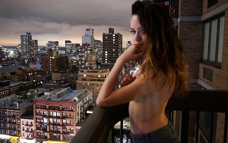 ヌード妻オンリーファンズ ホットxxx 写真