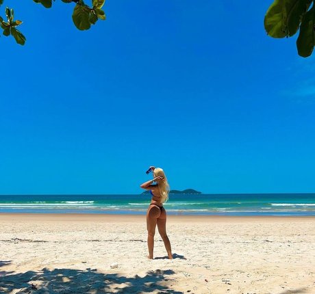 Leticia Ferrazzani ポルノスター 写真