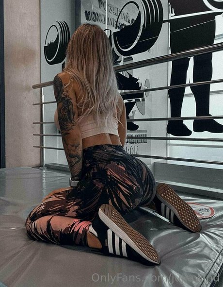 juliawind 無料スター 画像