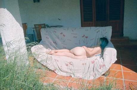 Hurona Rolera ポルノスター ヌード ギャラリー