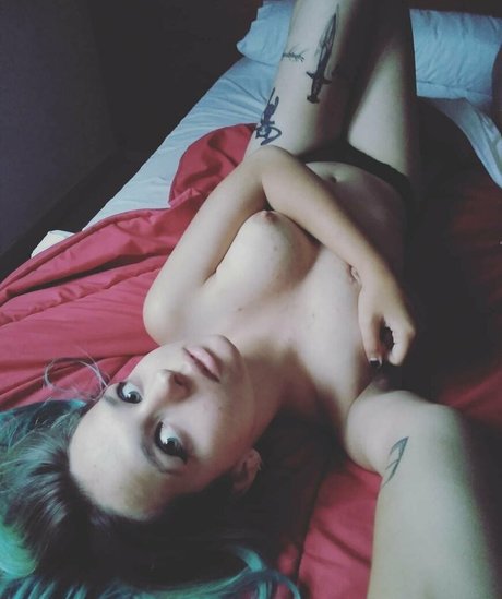 Hurona Rolera エロティックモデル 画像