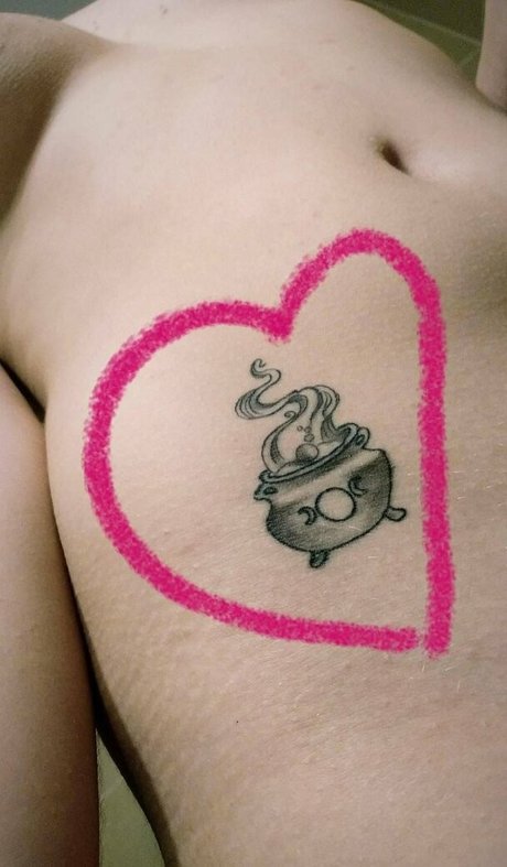 妊娠中のオンリーファンズ 無料裸 画像