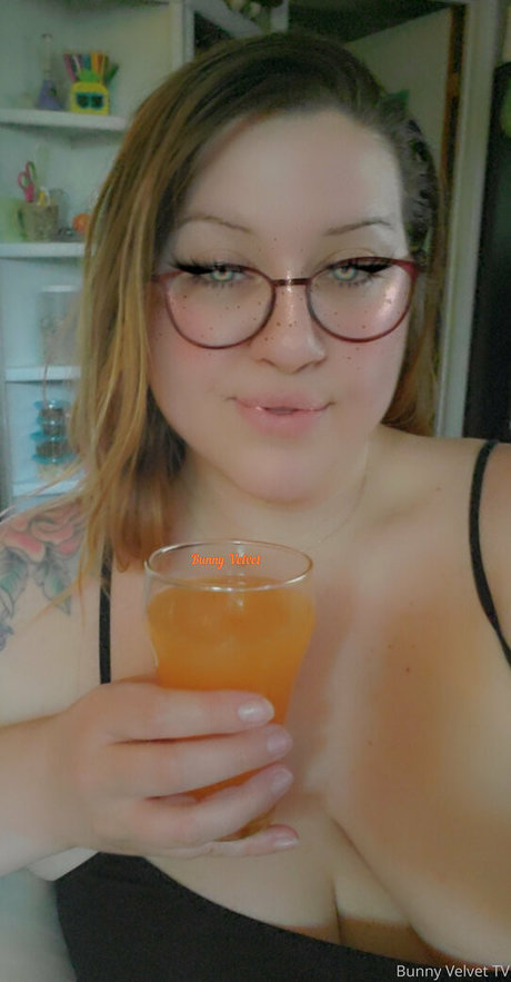 bunnyvelvettvfree 写真集