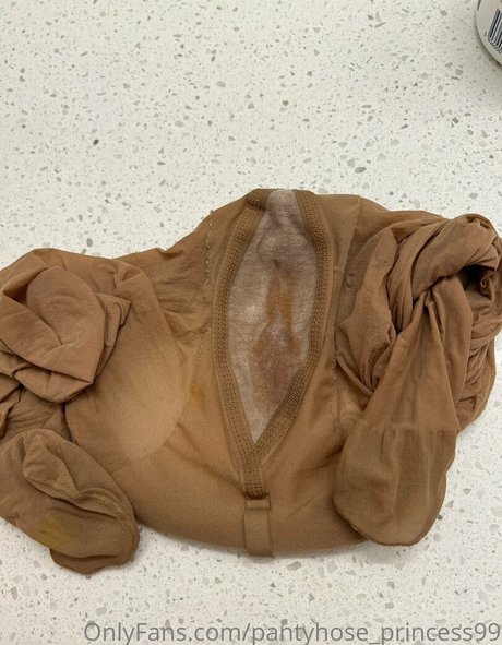 オイルを塗った巨乳オンリーファンズ 無料アダルト 画像