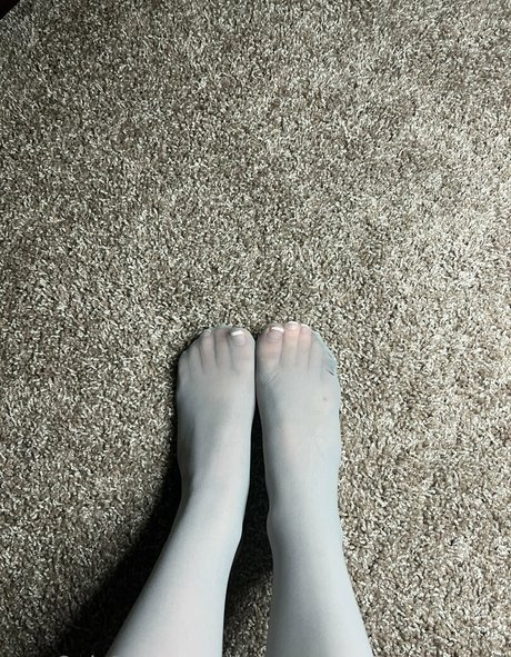 アウトドア 熟女 オンリーファンズ セクシー裸 写真