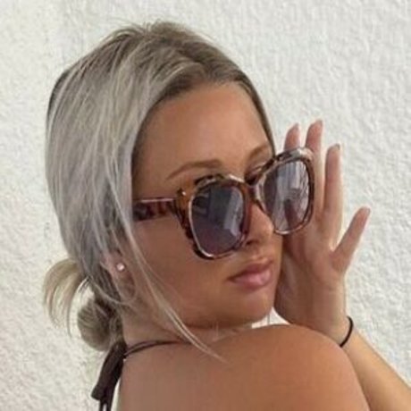 セクシーな先生オンリーファンズ アートポルノ アーカイブ