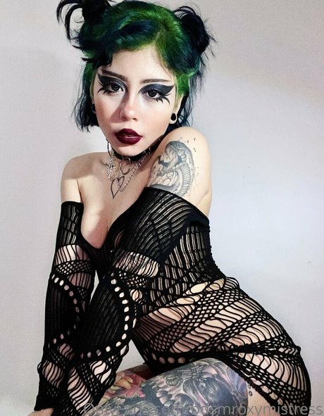 mistressroxybdsm ホットモデル アーカイブ