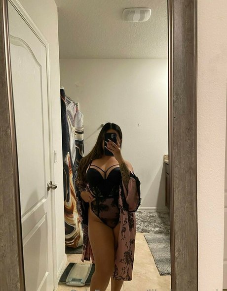 lilasianscorpio ポルノスター 写真