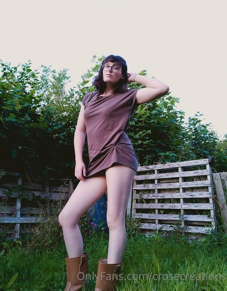 曲線美のブロンドオンリーファンズ ホットセックス ギャラリー