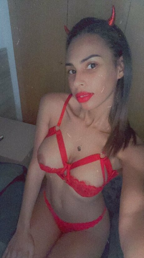 巨乳で痩せているオンリーファンズ 無料 写真