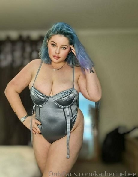 アジアン潮吹き オンリーファンズ 無料セクシー 写真