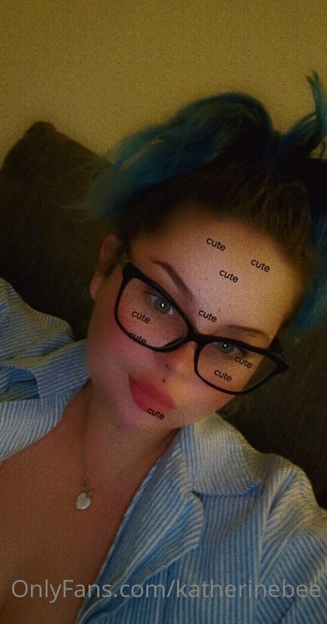 beckybeeofficial 裸のポルノスター 写真