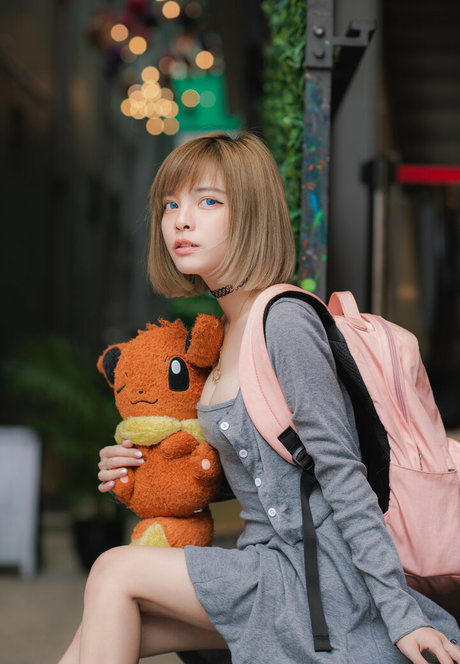 ストリップショー オンリーファンズ セクシー裸 写真