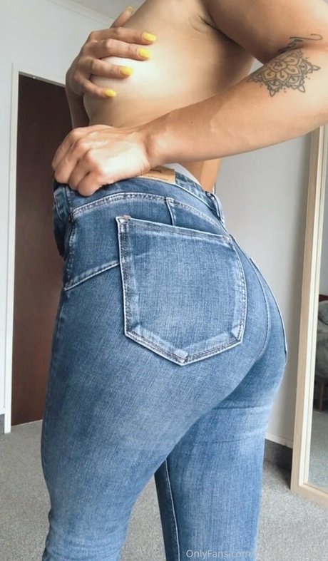 perfectlilpeach_ アダルトモデル アーカイブ