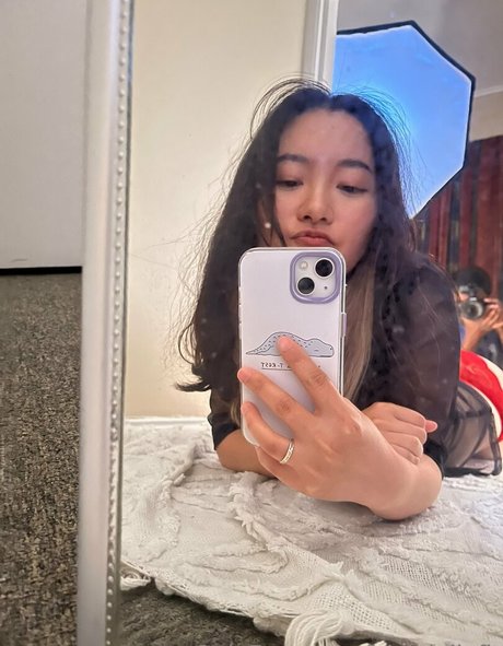 濃厚なヌードオンリーファンズ アートポルノ 写真