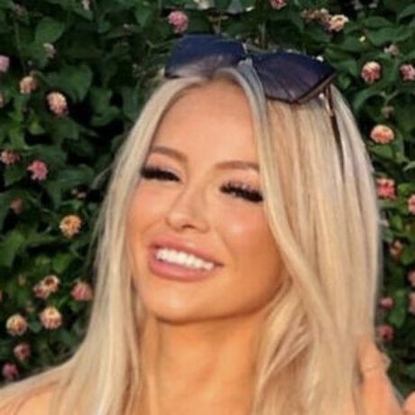 Kelsey Kessler 裸モデル ギャラリー