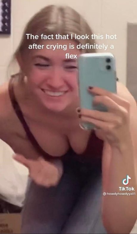 Howdyhowdyyall1 可愛いモデル 写真