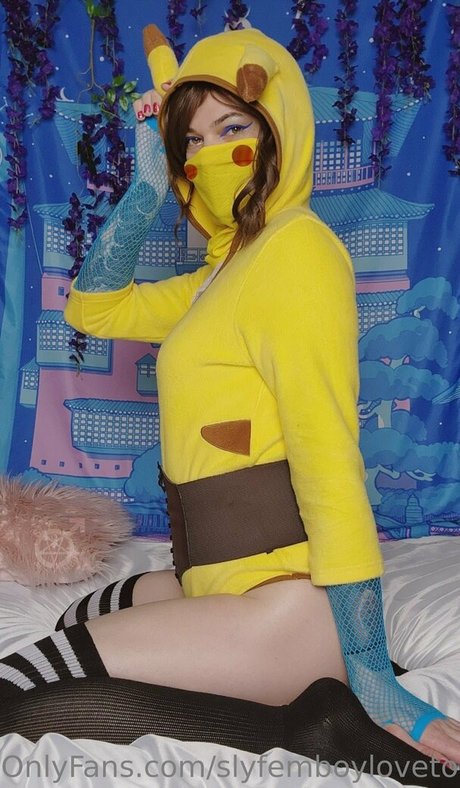 slyfemboylovetoy ポルノスター 高品質 写真