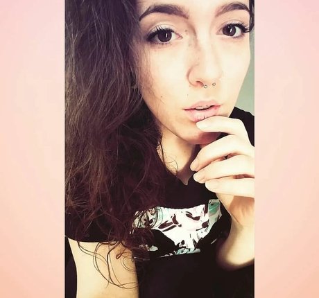 etidsteaz29 アダルトスター 写真