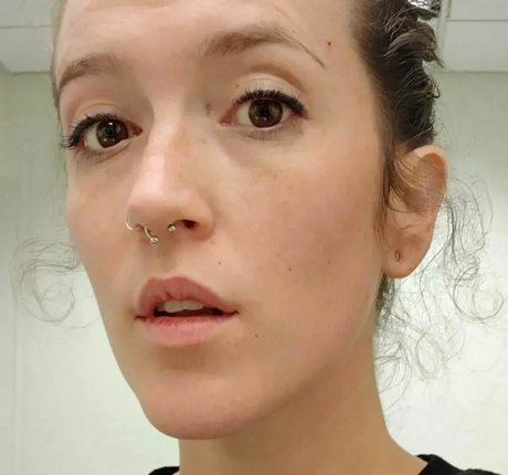 etidsteaz29 かわいいポルノスター 写真