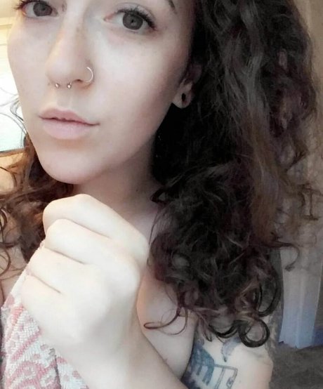 etidsteaz29 高品質モデル 写真