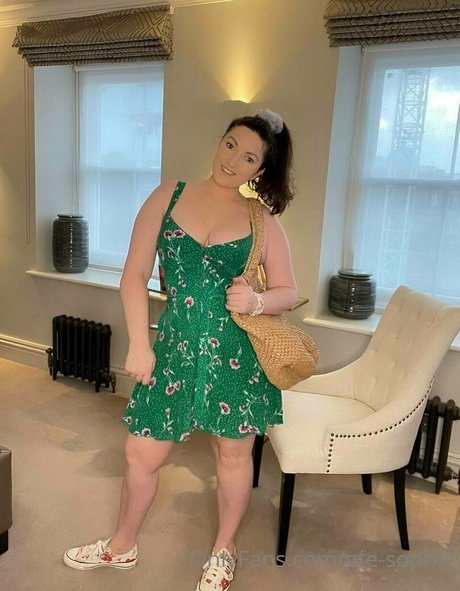 JOI オンリーファンズ 無料アダルト アーカイブ