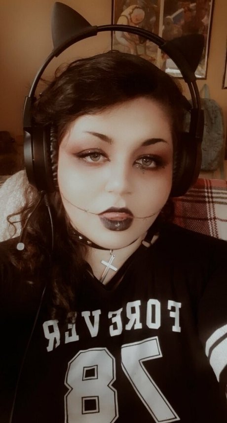 amy insanity ポルノモデル 写真