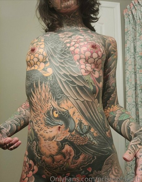 prismofdeath ポルノスター 裸 写真