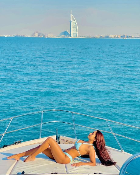 Pooja Bhalekar ポルノスター 高品質 写真