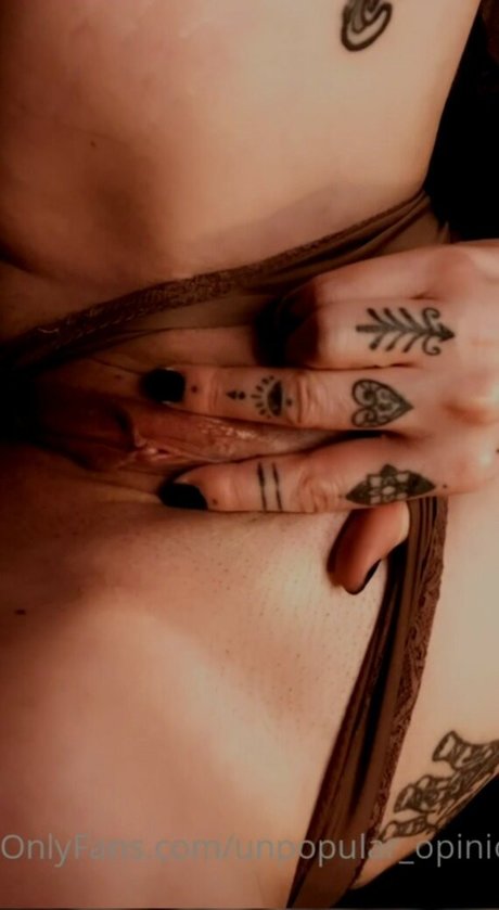 Unpopular opinion queen アートスター 写真