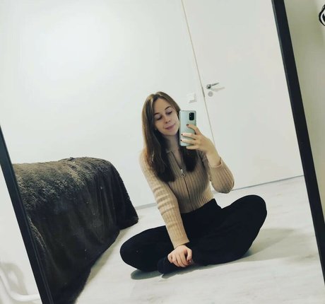 actuallyalisa XXXモデル 画像