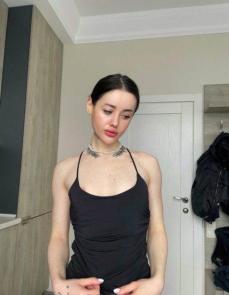 savage eva ホットスター 画像