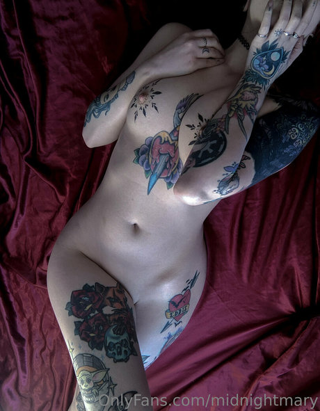 Midnight Mary トップモデル アーカイブ