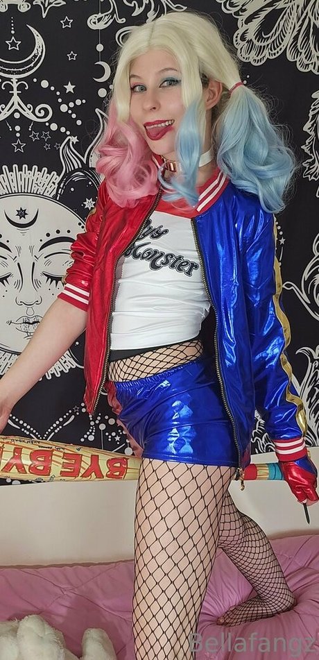 bellafangz ポルノスター 裸 写真