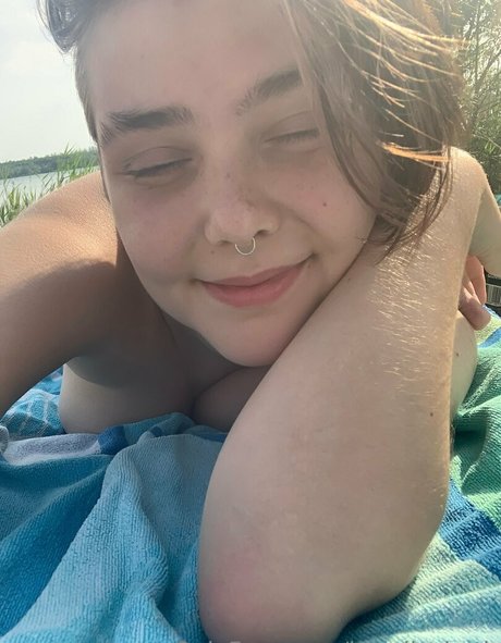 joy elizabeth 美しいスター 写真