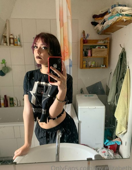 中出しプリンセスオンリーファンズ エロ 画像