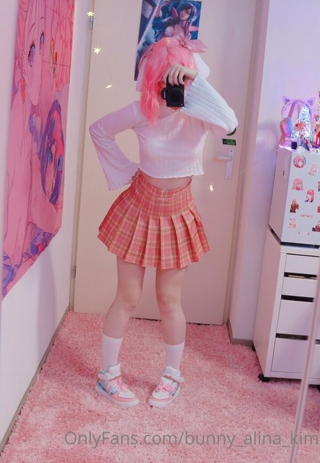 キティ・ウェット・オンリーファンズ ポルノ 写真