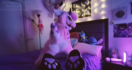 kinkypinkkitty モデル 写真