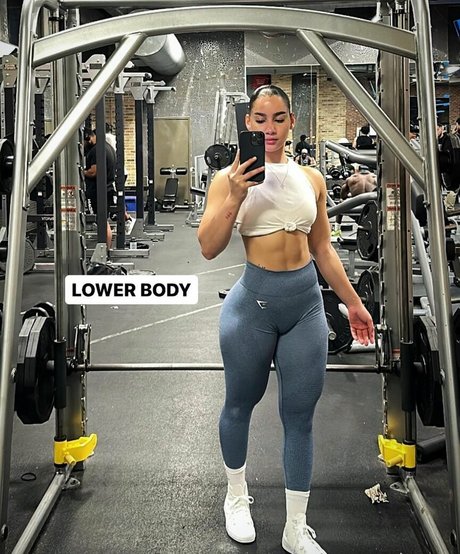 Analis Cruz エロティックなモデル 写真