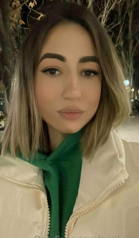 指マン 潮吹き オンリーファンズ アートxxx 写真