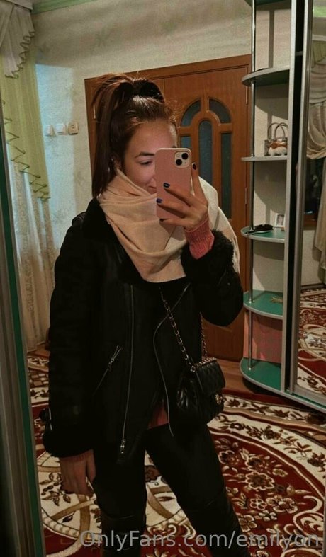 emilyon 最高の女優 写真