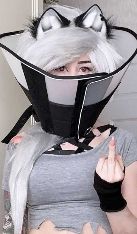 Ember Wolf ポルノスター エロティック 写真