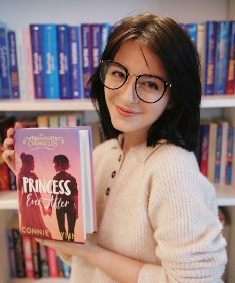 Connie Glynn ポルノスター 画像