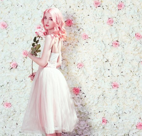 Connie Glynn 可愛いモデル 写真