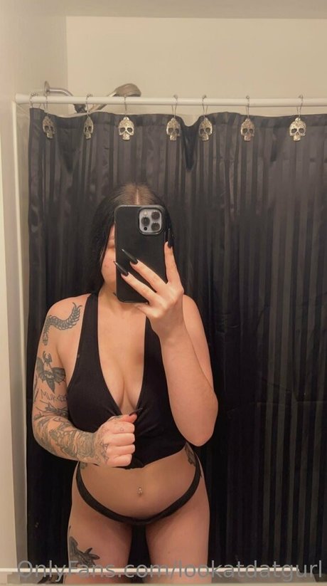 巨乳オナニーオンリーファンズ ホットセクシー 写真