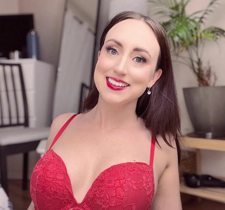 金髪の顔射オンリーファンズ 無料エロ アーカイブ